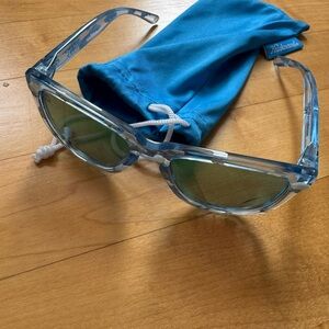 Kids Clear Blue Cloud Pattern Sunglasses with blue lenses